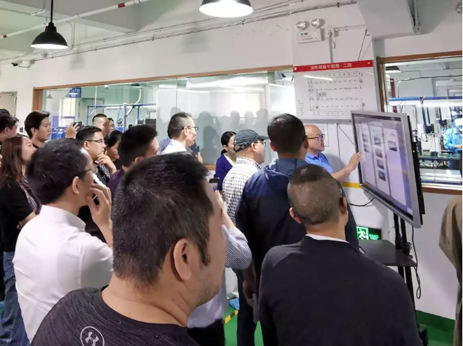 数字化, 工厂数字化升级, AGV, 数字化工厂解决方案, 生产管理系统 数字化, 工厂数字化升级, AGV, 数字化工厂解决方案, 生产管理系统