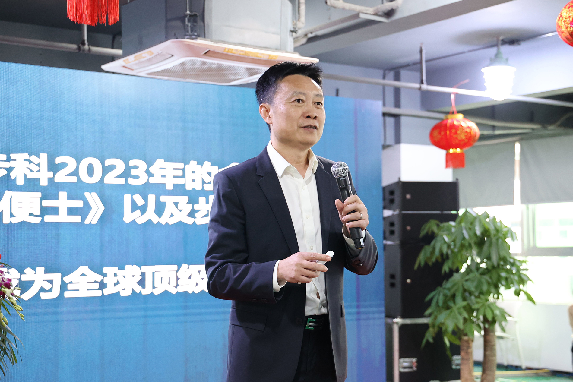 深圳知名品牌, HMI, 工业人机界面, 触摸屏, 自动化解决方案, 数字化中央厨房, 机器物联网, 万象城官网awc股份 深圳知名品牌, HMI, 工业人机界面, 触摸屏, 自动化解决方案, 数字化中央厨房, 机器物联网, 万象城官网awc股份